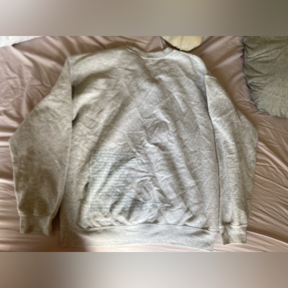 Taylor Swift Heather Gray 1989 Sweatshirt - Picture 5 of 6